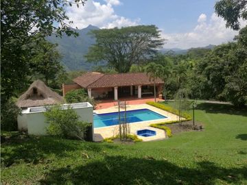 VENTA DE FINCA EN  FREDONIA - SUROESTE ANTIOQUEÑO