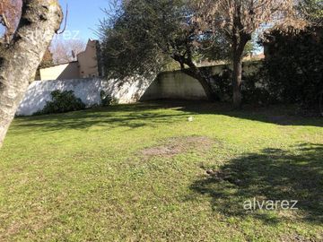 Casa Amplio Parque - Ituzaingó Sur.