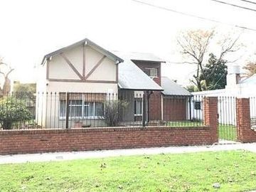 Casa Amplio Parque - Ituzaingó Sur.
