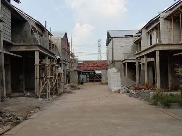 townhouse 2lt 10menit ke toll desari