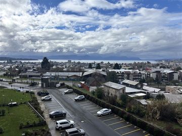 DEPARTAMENTO CENTRICO DE 3 Dorm. con vista al lago y volcán.
