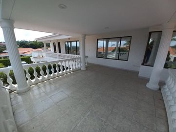 casalote en venta en villa del prado. Cod V16954
