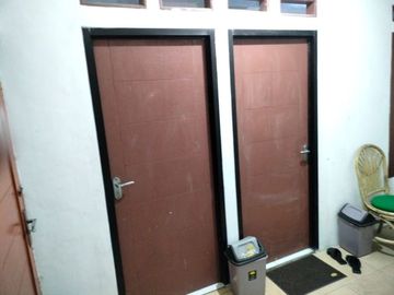 Rumah di Pamulang, Tangerang Selatan. Dalam perumahan
