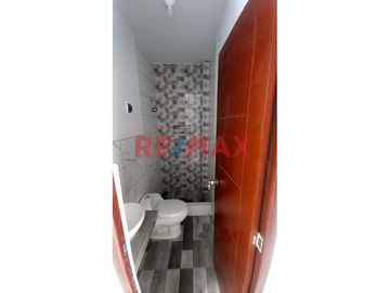 ¡Casa de Estreno en Urb. La Ensenada III Etapa!
Ubicación Ideal: A la espalda de la Universidad Señor de Sipán, en una zona tranquila y segura con pa