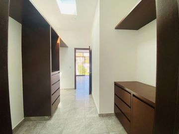 Casa en Fraccionamiento en Brisas, Temixco, Morelos CAEN-1021-Fr