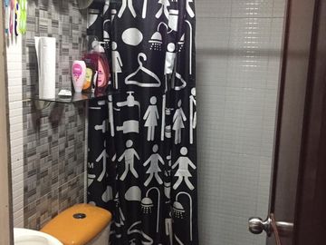VENTA CASA RENTABLE EN BARRIO  MARIA PAZ  DE TRES PISOS Y TERRAZA .BOGOTA COLOMBIA