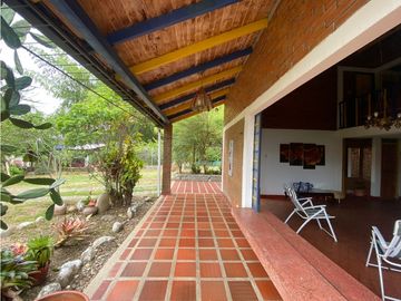 VENTA CASA CAMPESTRE VIA CAICEDONIA