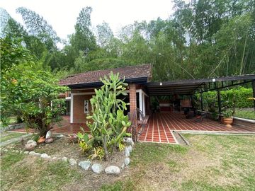 VENTA CASA CAMPESTRE VIA CAICEDONIA