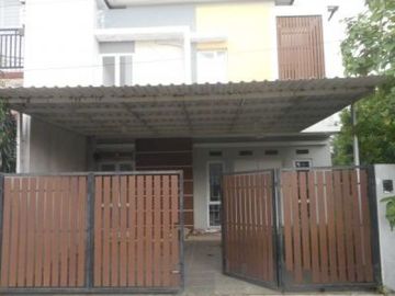 RUMAH DI PERUMAHAN MENTENG METROPOLITAN,CAKUNG,JAKARTA TIMUR