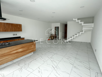 CASA EN VENTA EN 