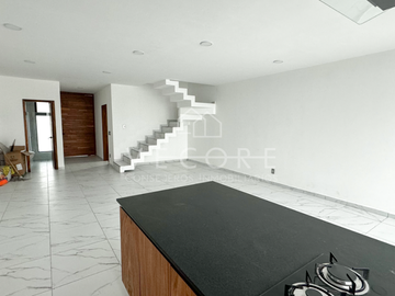 CASA EN VENTA EN 