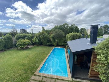 COD39314 Casa en venta de 5 dorm. en condominio en Temuco