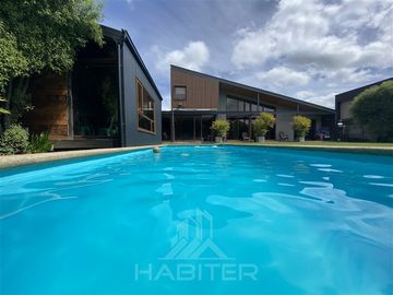 COD39314 Casa en venta de 5 dorm. en condominio en Temuco