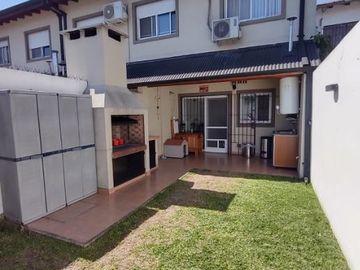 Triplex en venta en Carapachay