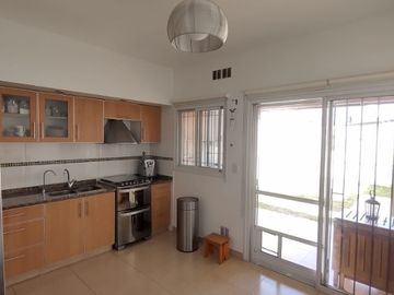 Triplex en venta en Carapachay