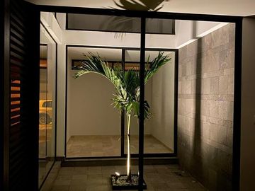 Luxury Home en La Condesa Juriquilla, 4ta Recamara en PB, C.290 m2, LUJO