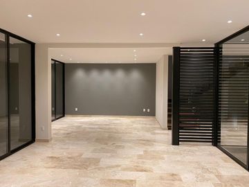 Luxury Home en La Condesa Juriquilla, 4ta Recamara en PB, C.290 m2, LUJO