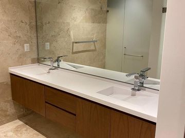 Luxury Home en La Condesa Juriquilla, 4ta Recamara en PB, C.290 m2, LUJO