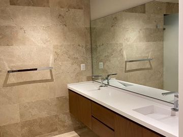 Luxury Home en La Condesa Juriquilla, 4ta Recamara en PB, C.290 m2, LUJO