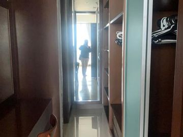 For Rent Apartement Kemang Village Residence – Type 2 Br & Furnished A1814
