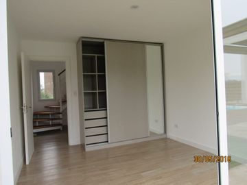 casa· 4 ambientes · Rumencó