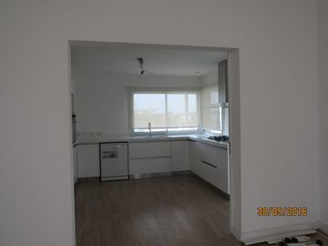 casa· 4 ambientes · Rumencó
