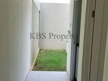 Disewa Rumah Orchard Park Cluster Persea 2 (Batam Center) Type 220/280 m2 - Batam