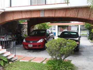 Casa en venta en Lomas de Cuernavaca, Temixco, Morelos  Casas y bienes raíces en venta al sur de Cuernavaca, Morelos