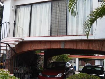 Casa en venta en Lomas de Cuernavaca, Temixco, Morelos  Casas y bienes raíces en venta al sur de Cuernavaca, Morelos