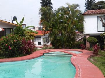 Casa en venta en Lomas de Cuernavaca, Temixco, Morelos  Casas y bienes raíces en venta al sur de Cuernavaca, Morelos