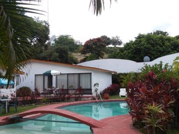 Casa en venta en Lomas de Cuernavaca, Temixco, Morelos  Casas y bienes raíces en venta al sur de Cuernavaca, Morelos