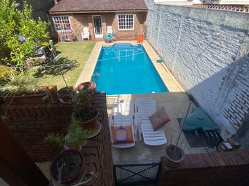Casa en venta en Lanus Oeste