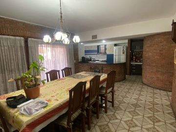 Casa en venta en Lanus Oeste
