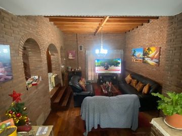 Casa en venta en Lanus Oeste