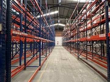 Venta de Bodega en Calle 3 Zona Industrial