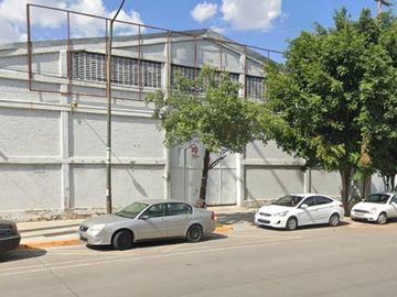Venta de Bodega en Calle 3 Zona Industrial