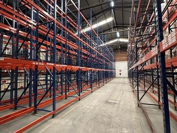 Venta de Bodega en Calle 3 Zona Industrial