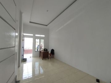 rumah type 52 ada pagar lokasi dekat alam mayang bukit barisan