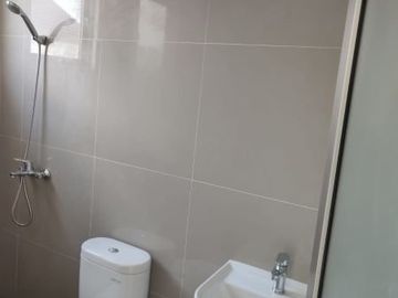 Dijual Rumah Siap Huni Di Greenland Surabaya Barat KT