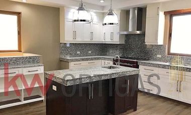 Modern House for Sale in Hillsborough Alabang, Muntinlupa City