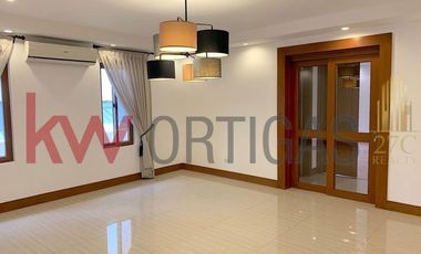 Modern House for Sale in Hillsborough Alabang, Muntinlupa City