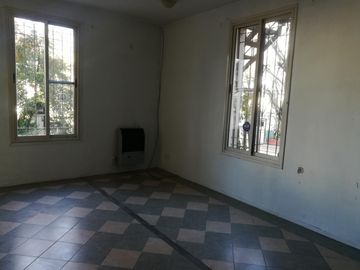 DEPTO 2 AMB CON COCHERA EN PLANTA BAJA , COMPLEJO CON PISICINA TIGRE MAIPU 313