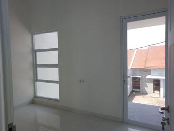 Rumah asri cantik mewah rasa villa Arcamanik Cisaranten