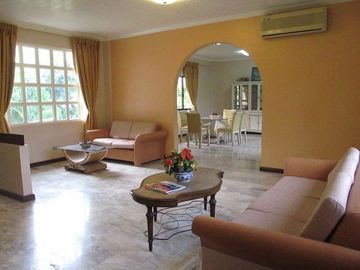 House for rent in Cebu City, Ma. Luisa 5 br with s. pool & large lawn, parking highly negotiable