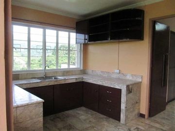 House for rent in Cebu City, Ma. Luisa 5 br with s. pool & large lawn, parking highly negotiable