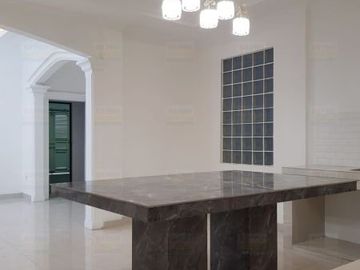 RUMAH KEMANG SELATAN LUAS 973 HADAP UTARA DIJUAL CEPAT