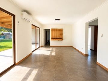 Casa en arriendo de 6 dorm. en Talca