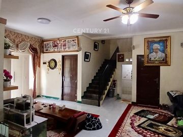 Dijual Rumah Siap Huni Lokasi Strategis Nempel Bintaro Sektor 2