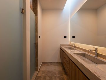 CASA EN VENTA EN SAN ANGEL IV