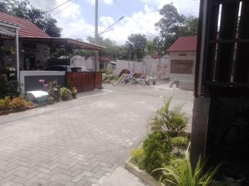 Akses Jalan Mudah Mobil Bisa Papasan Rumah Jogja 3 KM dari Pabrik SGM Jogja-Solo